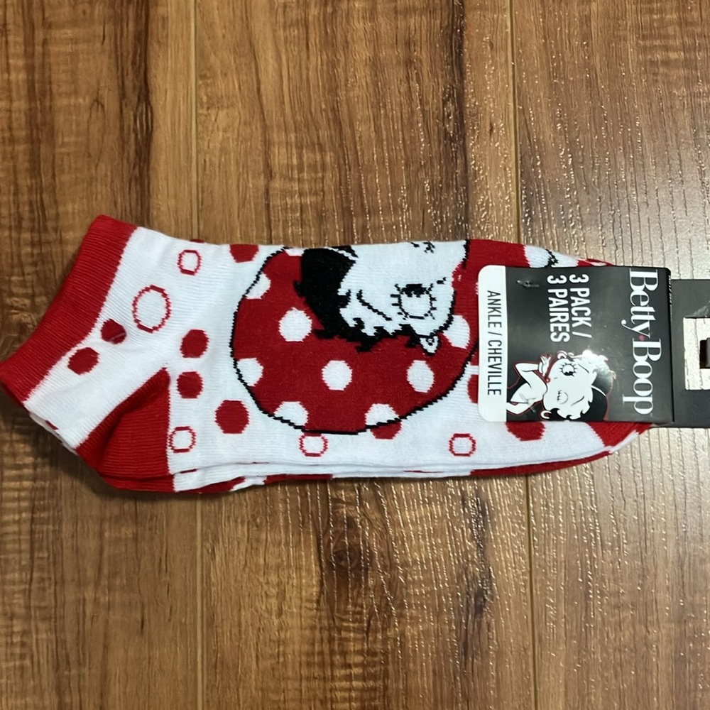 *🧡3/20$*Betty Boop| 3 Pack Ankle Socks - Picture 2 of 4